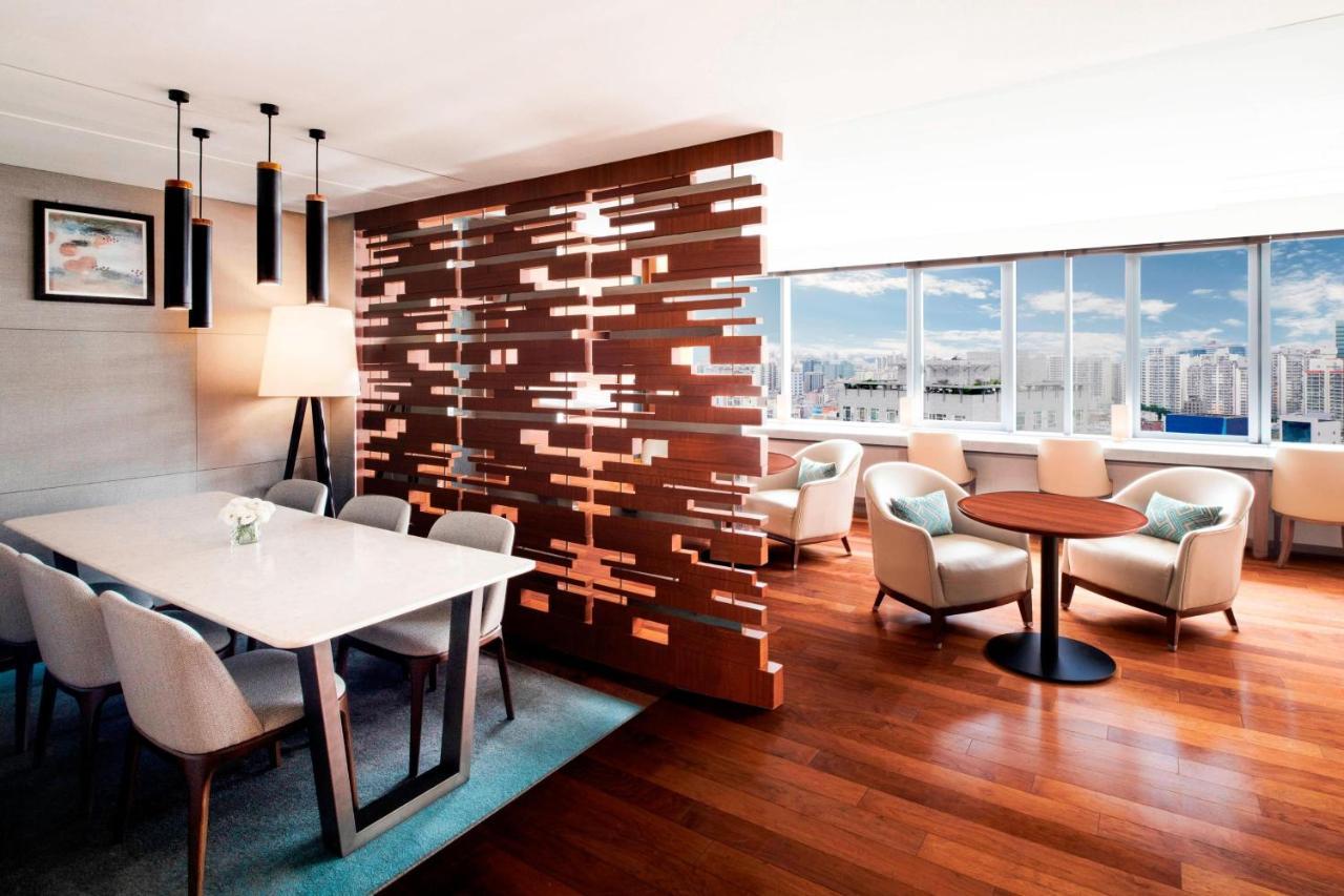 Courtyard By Marriott Seoul Times Square Hotel Ngoại thất bức ảnh